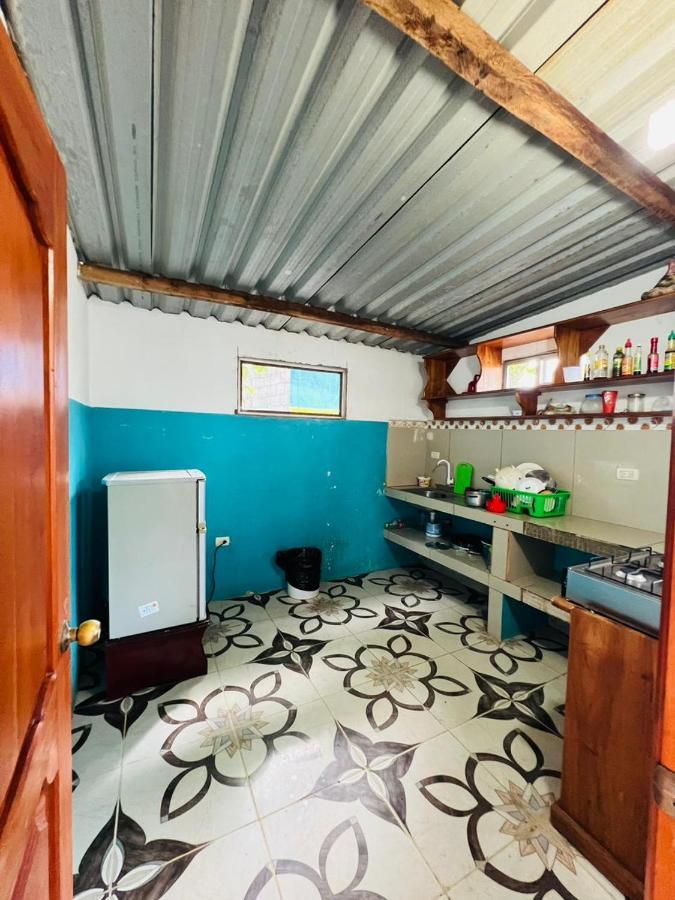 Hostal Brisas Del Mar Пуерто Виламил Екстериор снимка